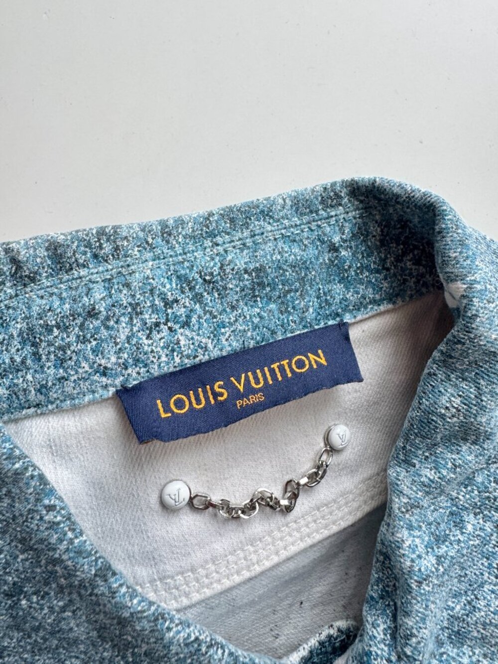 LOUIS VUITTON AW2020 Snowfall Gradient Ombre Logo Denim Overshirt, Size M - Picture 14 of 16